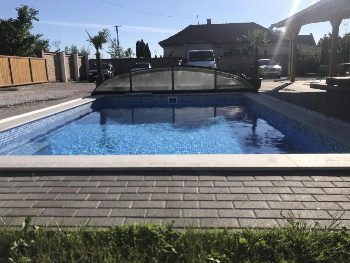 Nice Big House Balatonfenyves Exterior foto